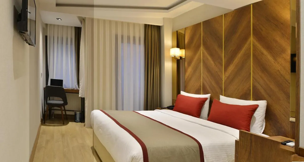 Celine Hotel Taxim Istanboel Turkije