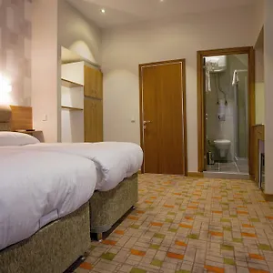 Hotel Serene